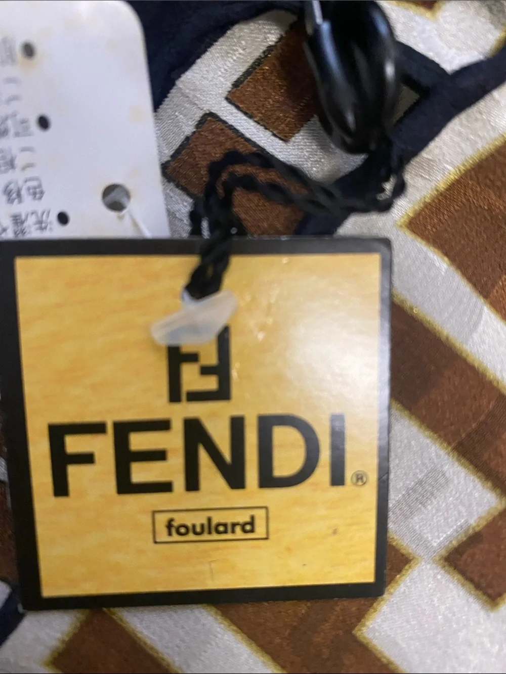 Fendi exclusive Black Scarf with Yellow Outlined 'FF' Logo limited edition NWB - Picture 4 of 11